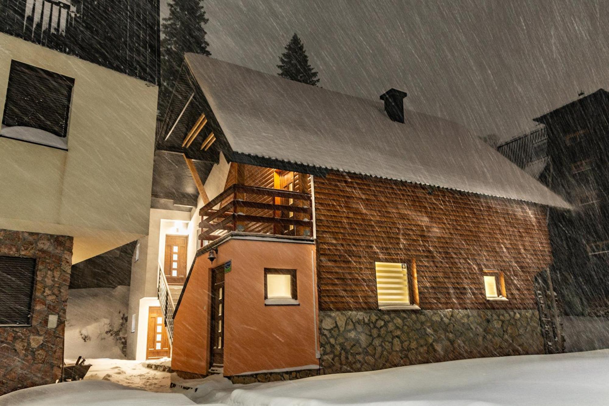 Villa "Strahinja Lux" 亚霍里纳 外观 照片
